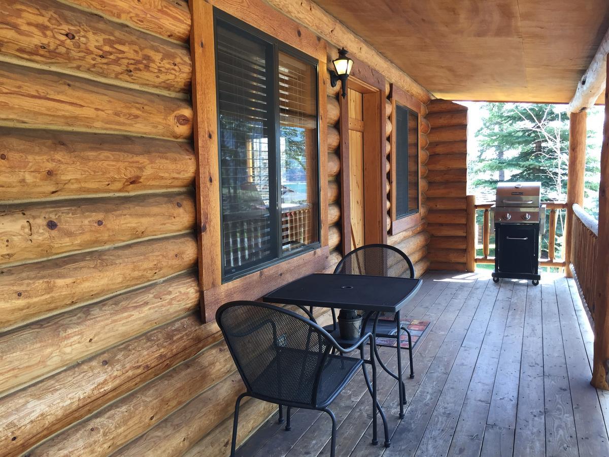 Somers Bay Log Cabin Lodging Hotel Exterior foto