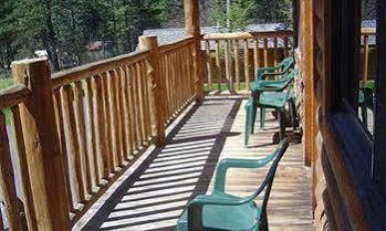 Somers Bay Log Cabin Lodging Hotel Exterior foto